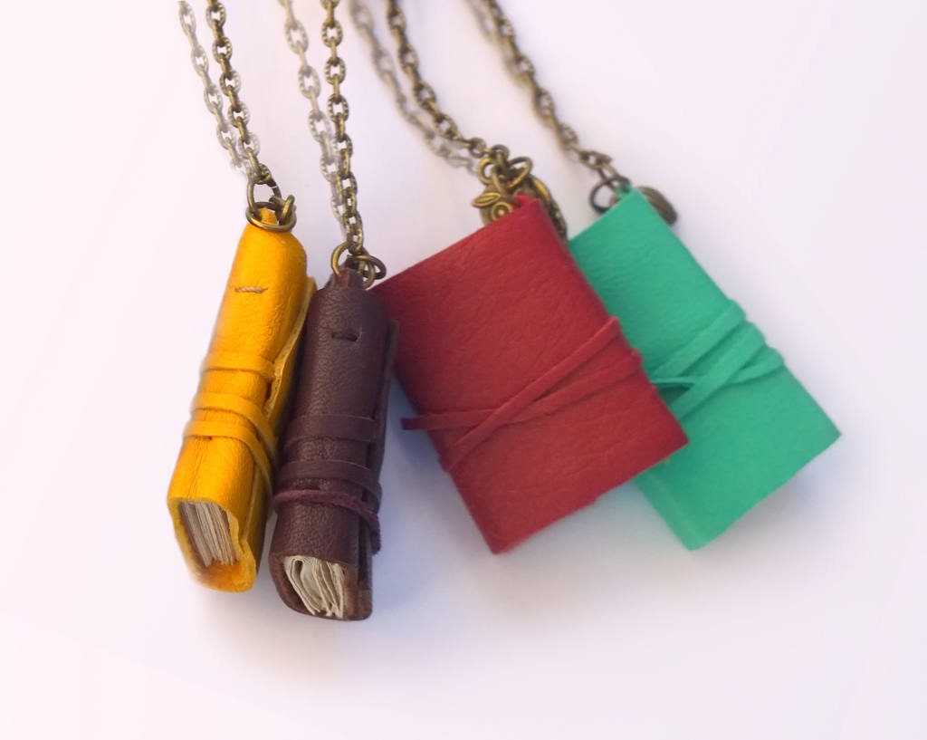 Set of 5 Mini Books, Necklace, mini book jewelry, mini journal, tiny book , journal