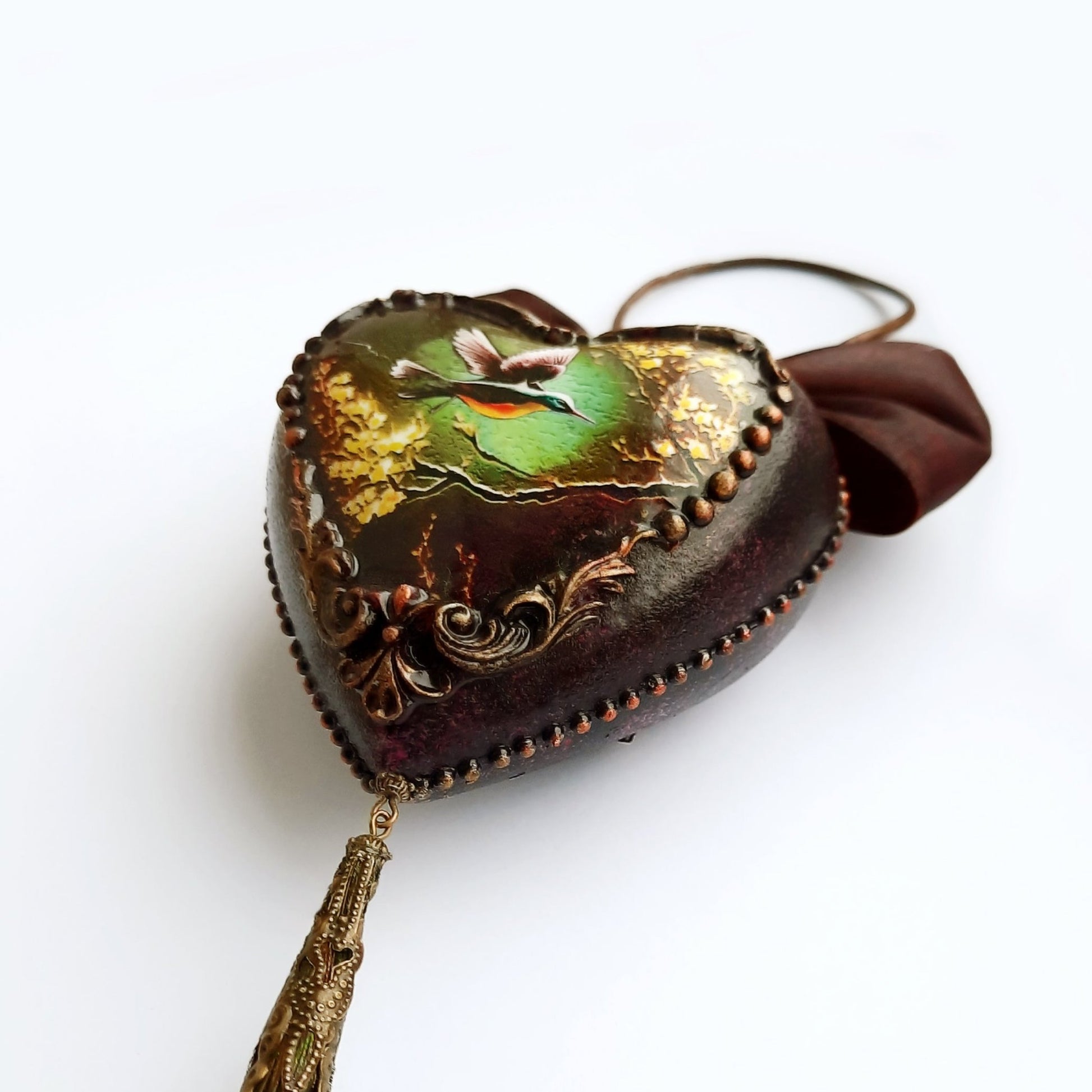 Handmae decoration, heart vintage style, Victorian Heart Shaped Christmas decoration in Gift Box.