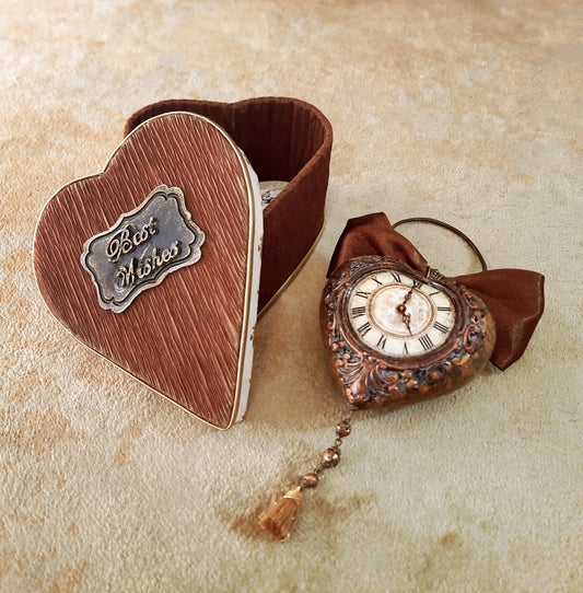 Christmas tree decoration, Victorian Heart Shaped Christmas decoration in Gift Box.